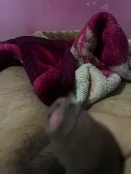 Snapshot of Your_daddy_544 chatting on 12-22-24, 06:17 Your daddy 544 online show from 12-22-24, 06:17