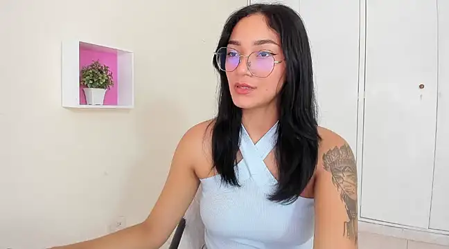 Snapshot of ASIAM_BRUNET chatting on 03-20-25, 01:04 ASIAM BRUNET online show from 03-20-25, 01:04