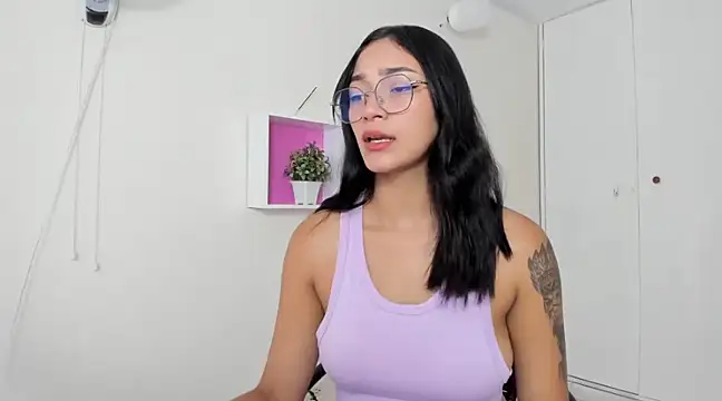 Snapshot of ASIAM_BRUNET chatting on 12-03-24, 01:17 ASIAM BRUNET online show from 12-03-24, 01:17