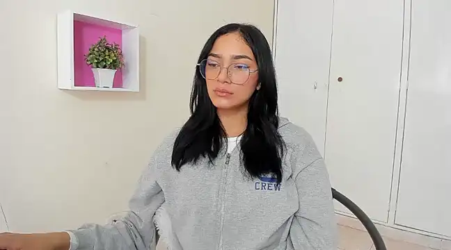 Snapshot of ASIAM_BRUNET chatting on 03-03-25, 01:12 ASIAM BRUNET online show from 03-03-25, 01:12