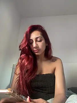 Snapshot of julialupato1606 chatting on 03-13-25, 09:10 julialupato1606 online show from 03-13-25, 09:10