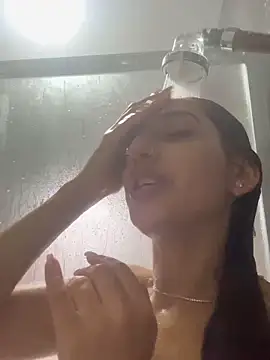 Snapshot of julialupato1606 chatting on 02-14-25, 12:47 julialupato1606 online show from 02-14-25, 12:47