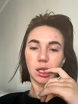 EvilDemon94 online show from 10-29-25, 05:28