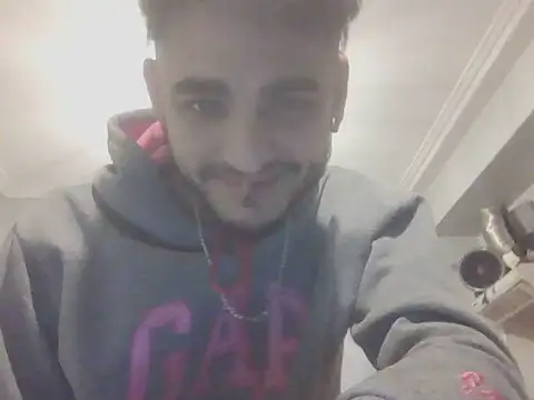 Bezzzzzerr online show from 07-03-26, 06:36