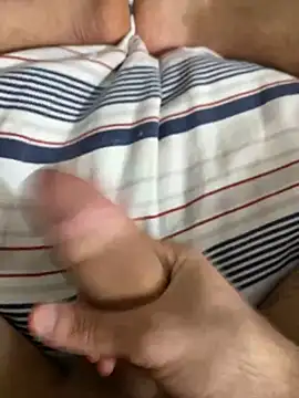 Snapshot of hornyboy739 chatting on 01-13-25, 01:45 hornyboy739 online show from 01-13-25, 01:45