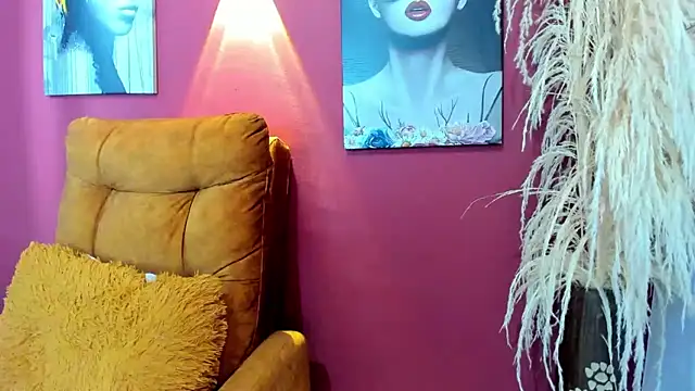 ChloeTurner  online show from 02-25-25, 04:04