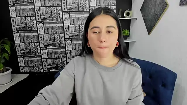 ChloeTurner  online show from 03-18-25, 05:55