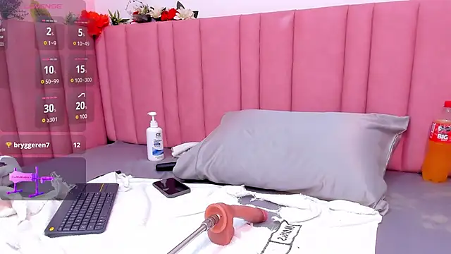 isabella santos1 online show from 11-30-25, 03:51