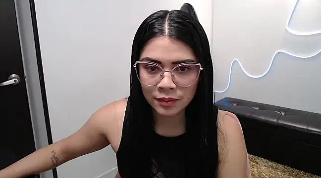 Snapshot of team_dinamite69 chatting on 01-28-25, 02:53 team dinamite69 online show from 01-28-25, 02:53