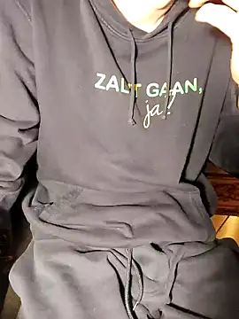 langelul12 online show from 01-06-25, 07:45