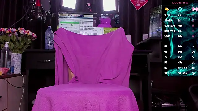 Raissa sky26 online show from 10-07-25, 02:45