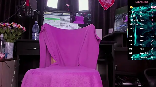 Raissa sky26 online show from 10-03-25, 02:37