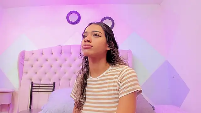 BritneyCollins online show from 01-17-26, 11:36