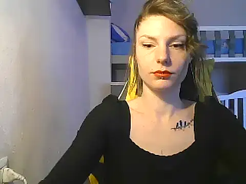 Feli blue online show from 02-18-25, 08:59