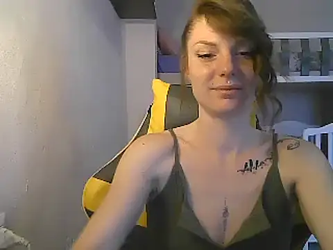 Feli blue online show from 03-14-25, 09:03