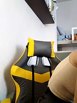 Feli blue online show from 02-27-25, 09:07