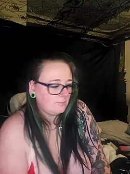 Bunny Cummings online show from 12-16-25, 12:26