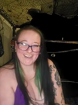 Bunny Cummings online show from 11-04-25, 10:57