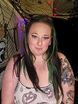 Bunny Cummings online show from 10-16-25, 06:38