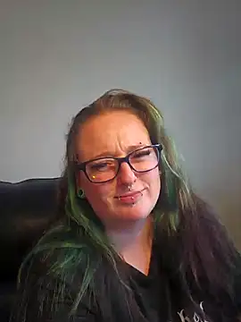 Bunny Cummings online show from 09-18-25, 10:40