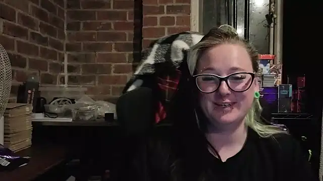 Bunny Cummings online show from 05-22-26, 10:41