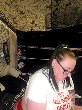 Bunny Cummings online show from 11-05-25, 10:24