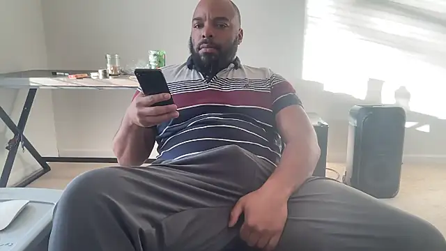 Snapshot of Bbcfun44 chatting on 02-04-26, 02:23 Bbcfun44 online show from 02-04-26, 02:23