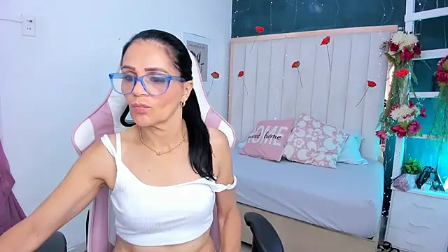 margot smith  online show from 03-28-26, 12:39