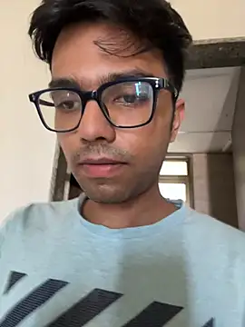 BoyzaraHatke online show from 05-18-26, 08:52