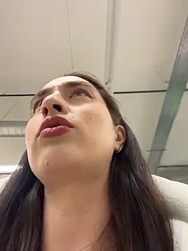 Holly Play online show from 02-09-26, 12:03