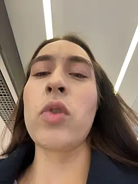 Holly Play online show from 12-03-25, 11:09