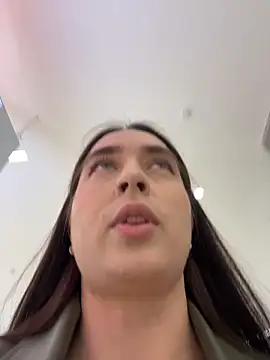 Holly Play online show from 03-30-26, 12:06