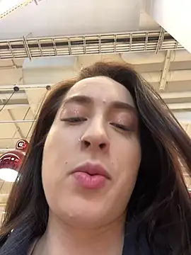 Holly Play online show from 03-15-25, 07:20