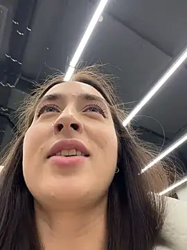 Holly Play online show from 02-18-26, 12:01