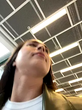 Holly Play online show from 09-29-25, 10:11