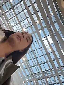 Holly Play online show from 03-25-26, 12:04