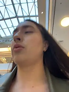 Holly Play online show from 04-03-26, 12:00