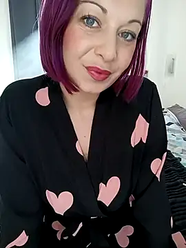Snapshot of Chaudesquirt chatting on 01-17-25, 01:24 Chaudesquirt online show from 01-17-25, 01:24