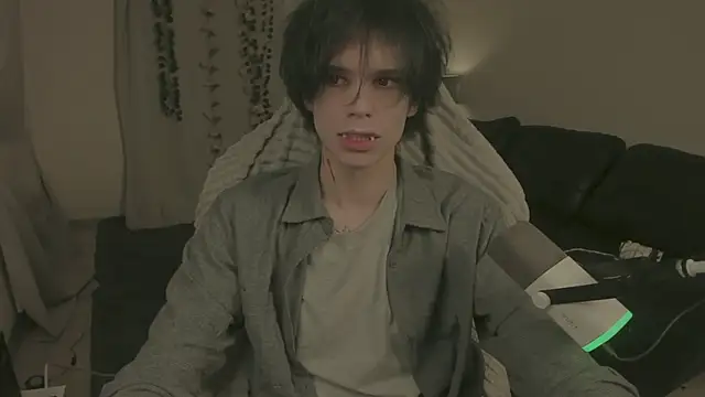 Wampeyes online show from 10-31-25, 02:13