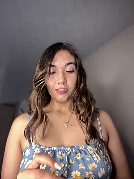 Iris lee online show from 09-10-25, 04:50