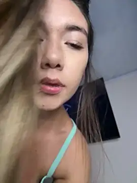 Iris lee online show from 05-14-26, 01:13