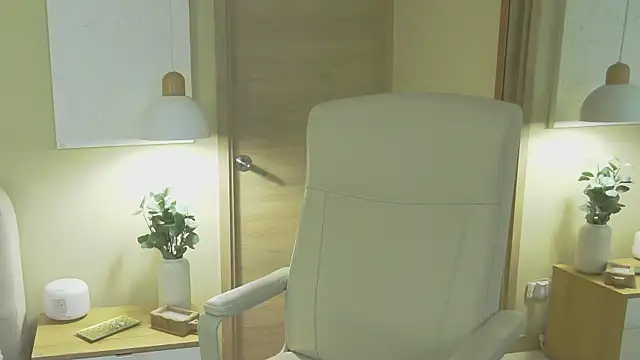 Alessia-miller  online show from 03-04-26, 11:45