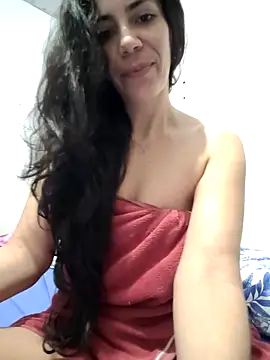 Snapshot of Rainha_Travessa chatting on 02-10-25, 09:36 Rainha Travessa online show from 02-10-25, 09:36