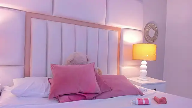 EllaBennet online show from 03-16-25, 08:21