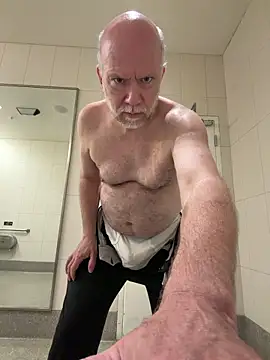 FLSexyGuy online show from 05-02-26, 01:05