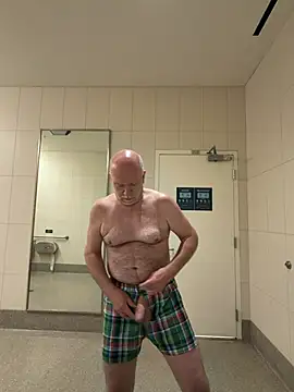FLSexyGuy online show from 04-19-26, 12:50