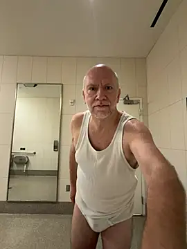 FLSexyGuy online show from 04-20-26, 01:13