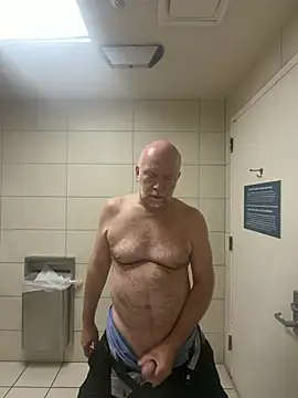 FLSexyGuy online show from 04-27-26, 12:58
