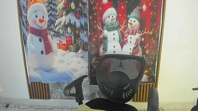 nicol jone1 online show from 12-21-25, 12:57