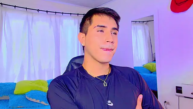 Chris Maddox online show from 12-16-25, 07:18